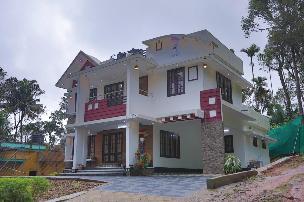God'S Gift Villa Devikolam ภายนอก รูปภาพ